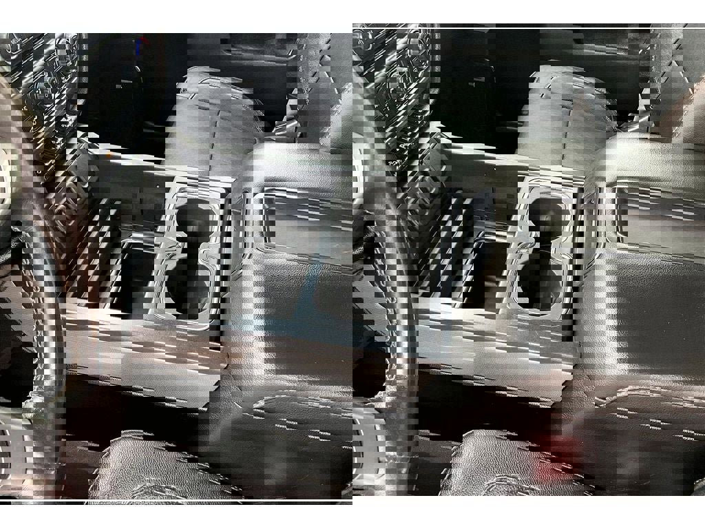 Used 2015 Chevrolet Silverado 2500 LTZ w/ Duramax Plus Package AWD/4WD image 15