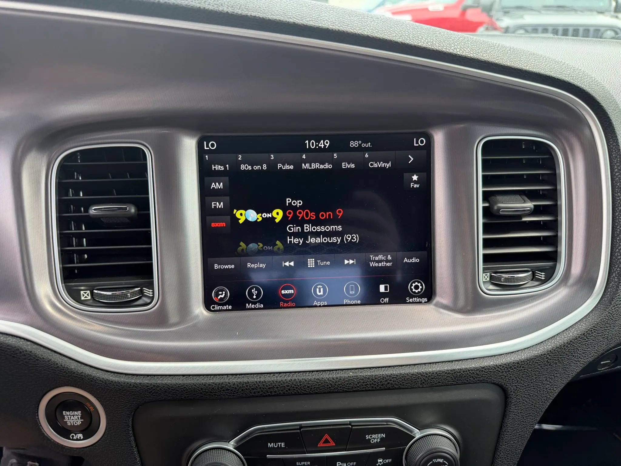 Used 2019 Dodge Charger SXT AWD/4WD image 22