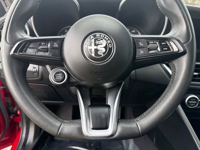 Used 2021 Alfa Romeo Giulia Sprint w/ Cold Weather Package image 16