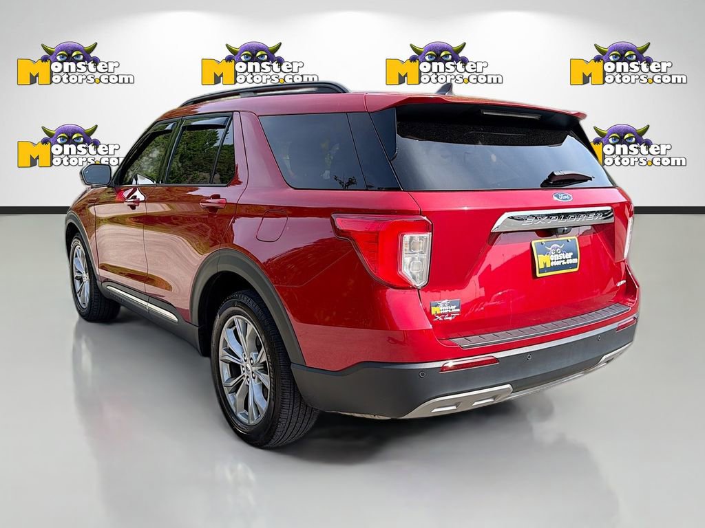 Used 2023 Ford Explorer XLT w/ Equipment Group 202A AWD/4WD image 40