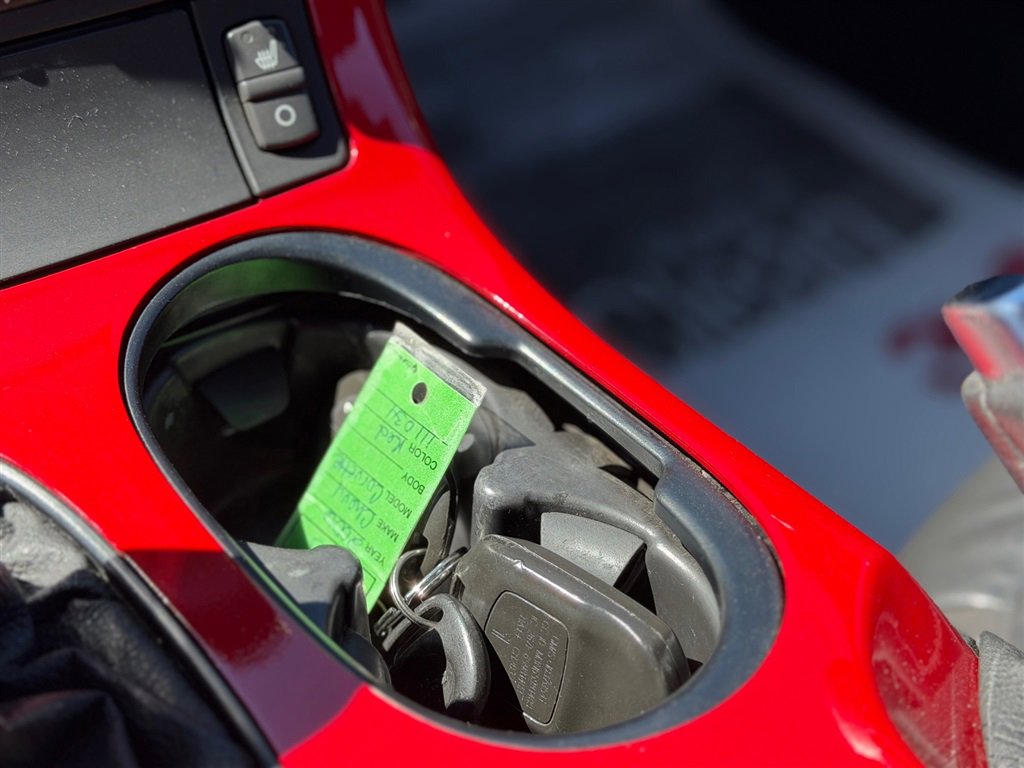 Used 2006 Chevrolet Corvette Convertible w/ Preferred Equipment Group image 16