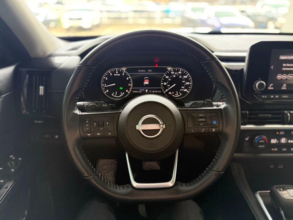 Used 2022 Nissan Pathfinder SV image 26