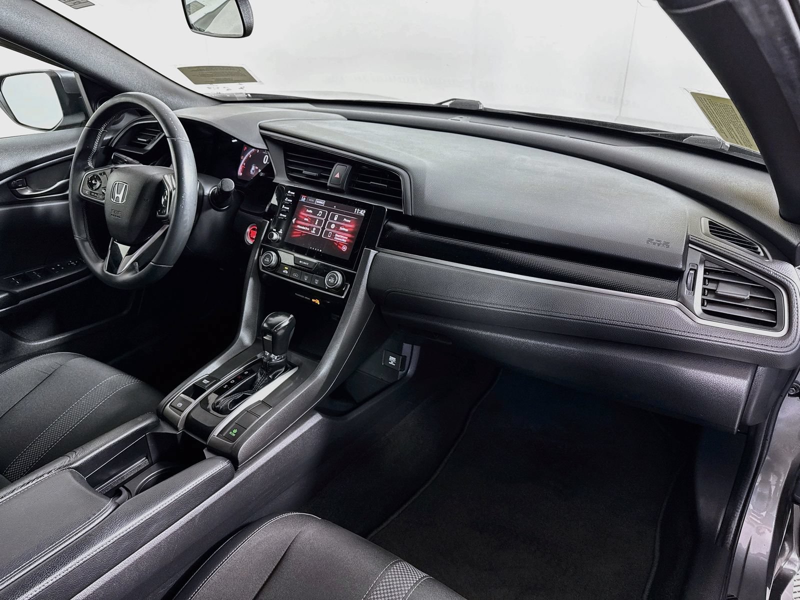 Used 2020 Honda Civic Sport image 26