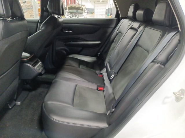 Used 2023 Nissan Ariya AWD image 27