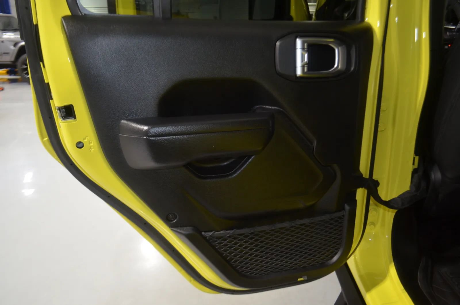 Used 2023 Jeep Gladiator Sport image 18