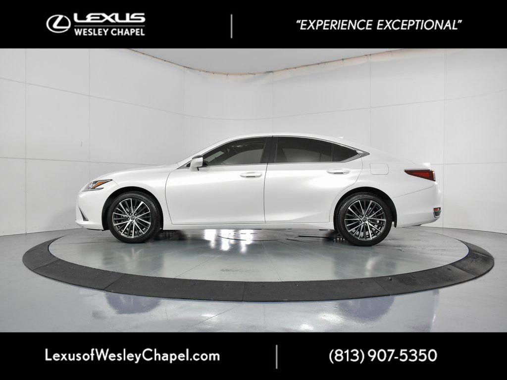 Used 2024 Lexus ES 250 250 w/ Premium Package image 10