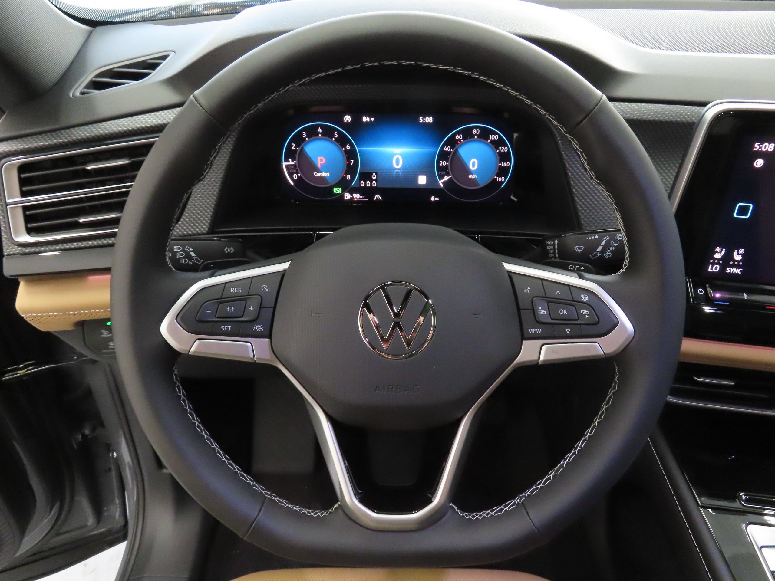 New 2026 Volkswagen Atlas Cross Sport SEL AWD/4WD image 14