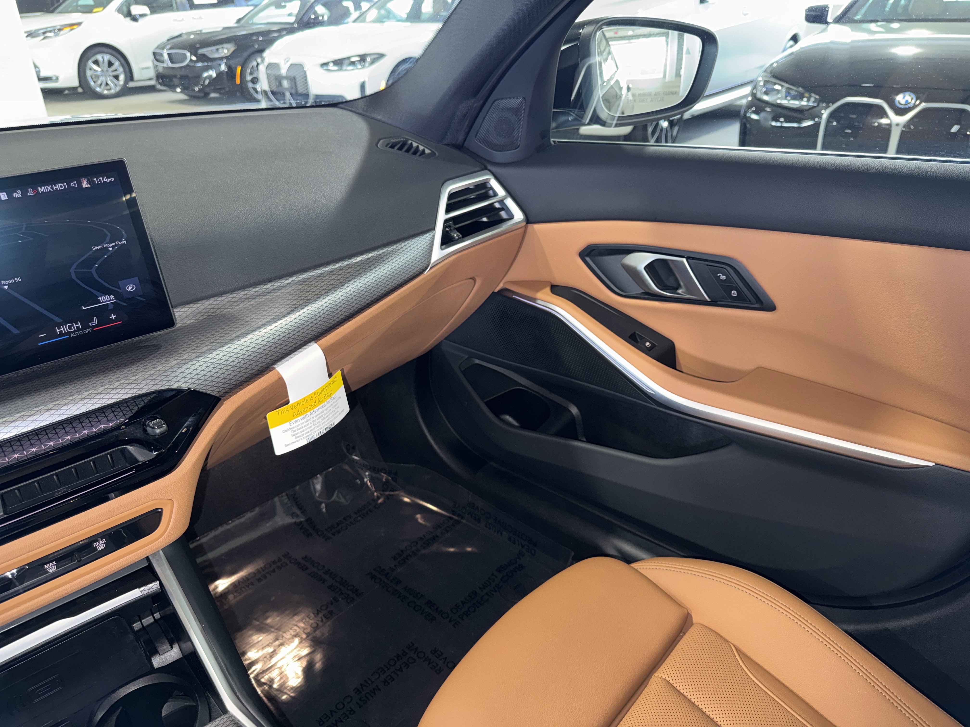 Certified 2025 BMW 330i xDrive Sedan w/ Convenience Package image 29