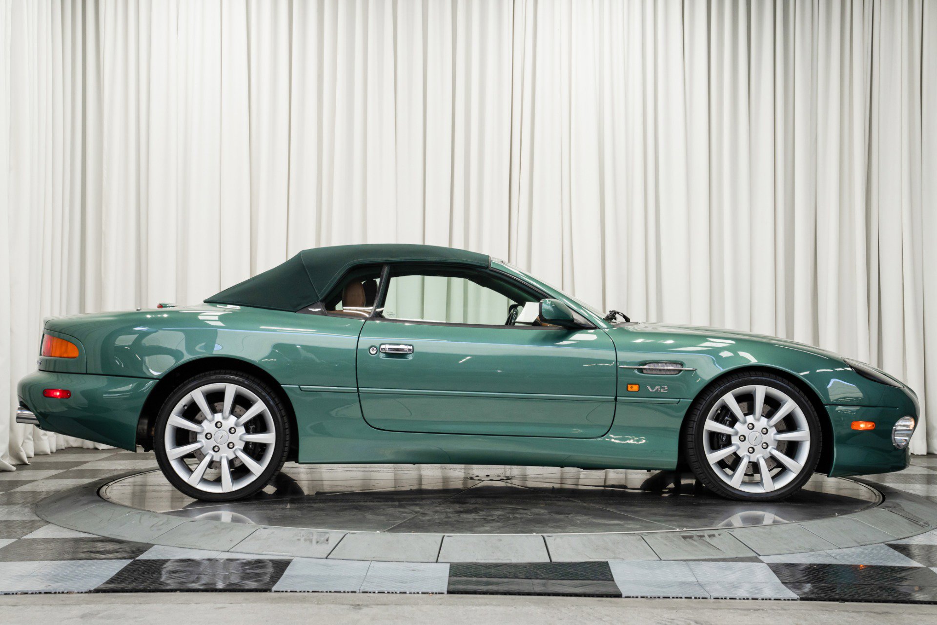 Used 2003 Aston Martin DB7 Vantage image 13