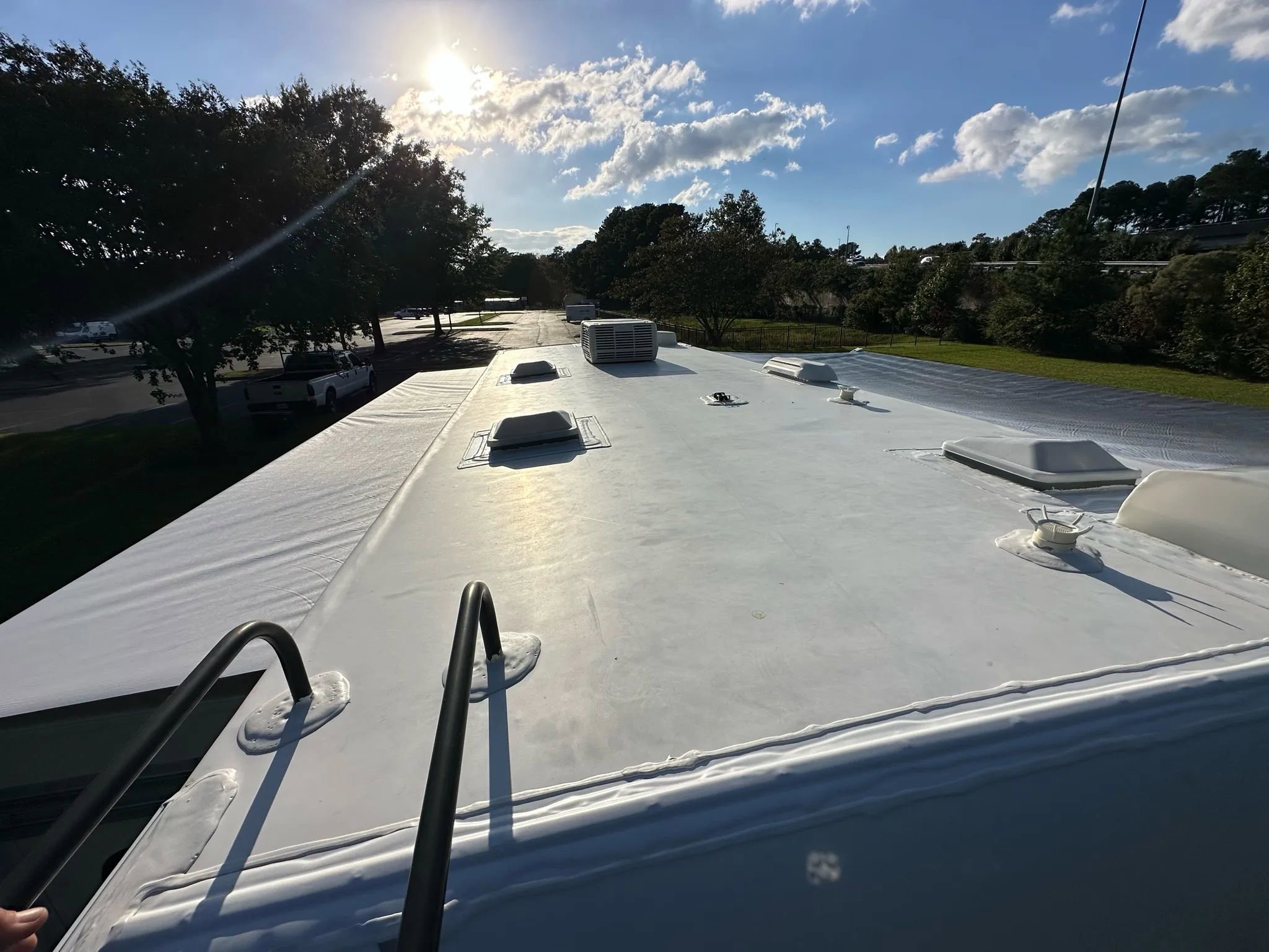 Used 2021 Ford E-450 and Econoline 450 Super Duty w/ Motorhome Prep Package image 15