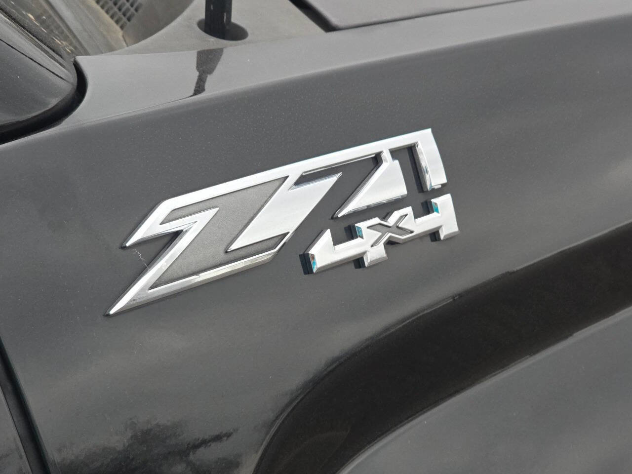 Used 2016 GMC Sierra 1500 SLT w/ SLT Premium Package image 9