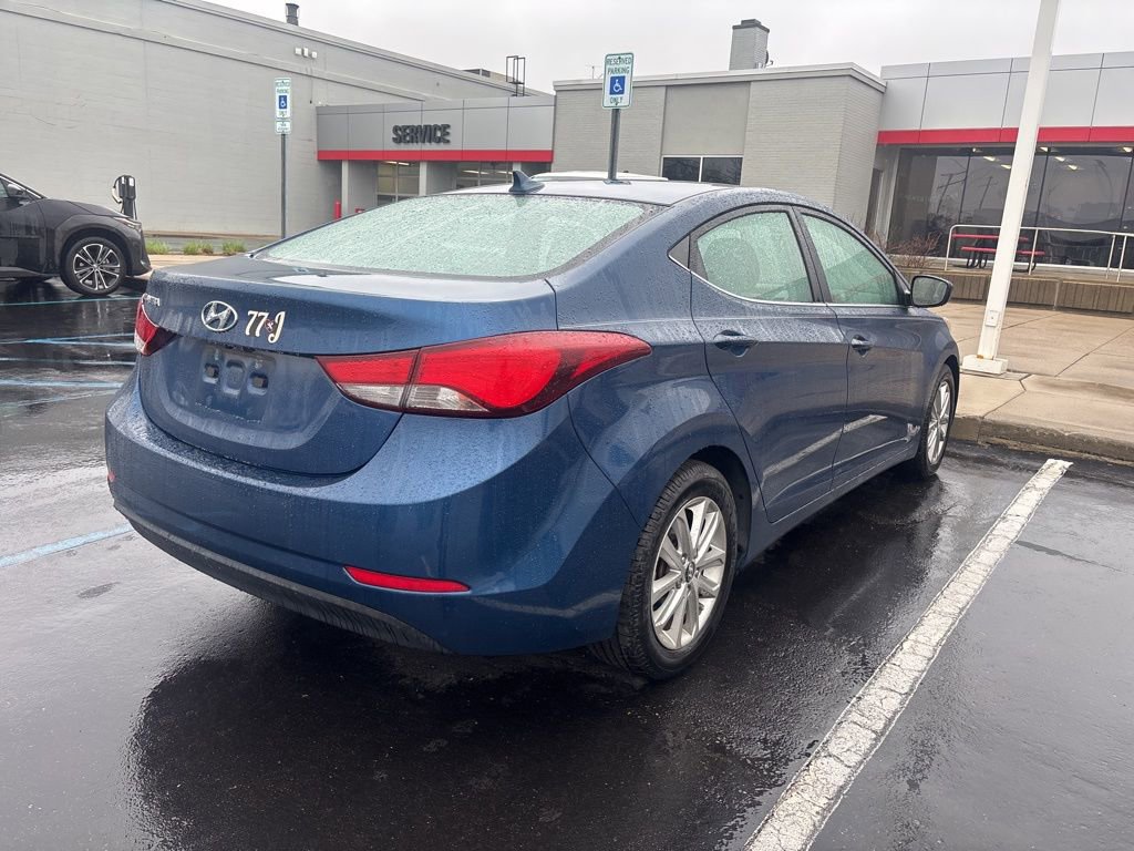 Used 2015 Hyundai Elantra SE w/ Option Group 03 image 4