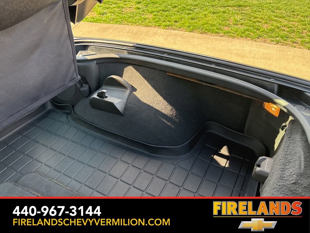 Used 2010 Chevrolet Corvette Coupe w/ 1LT image 37