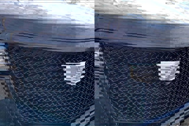 Used 2022 Cadillac Escalade ESV Sport Platinum w/ LPO, ONYX Package image 31