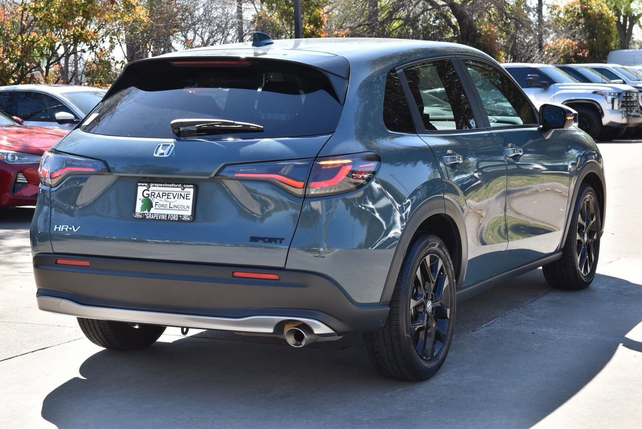 Used 2024 Honda HR-V Sport image 8