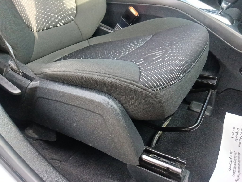 Used 2020 Dodge Journey SE w/ SE Popular Equipment Group image 33