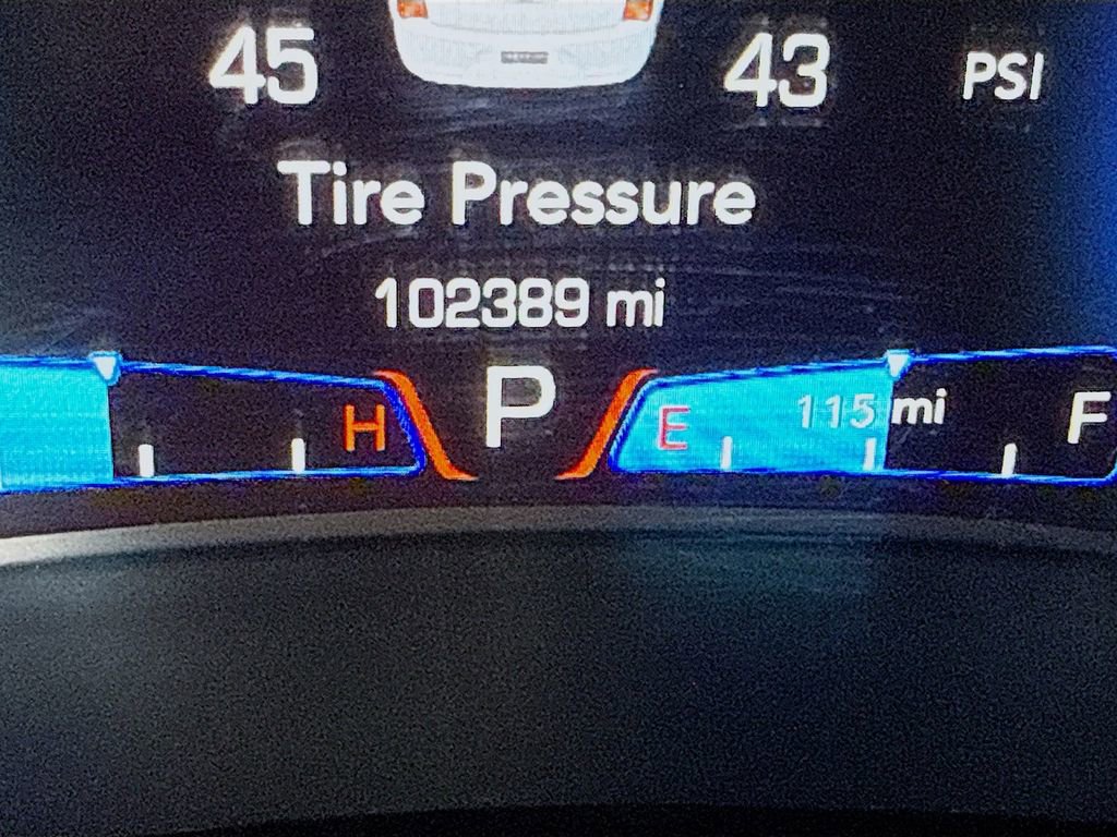 Used 2018 Chrysler 300 Limited w/ Safetytec Plus Group image 4