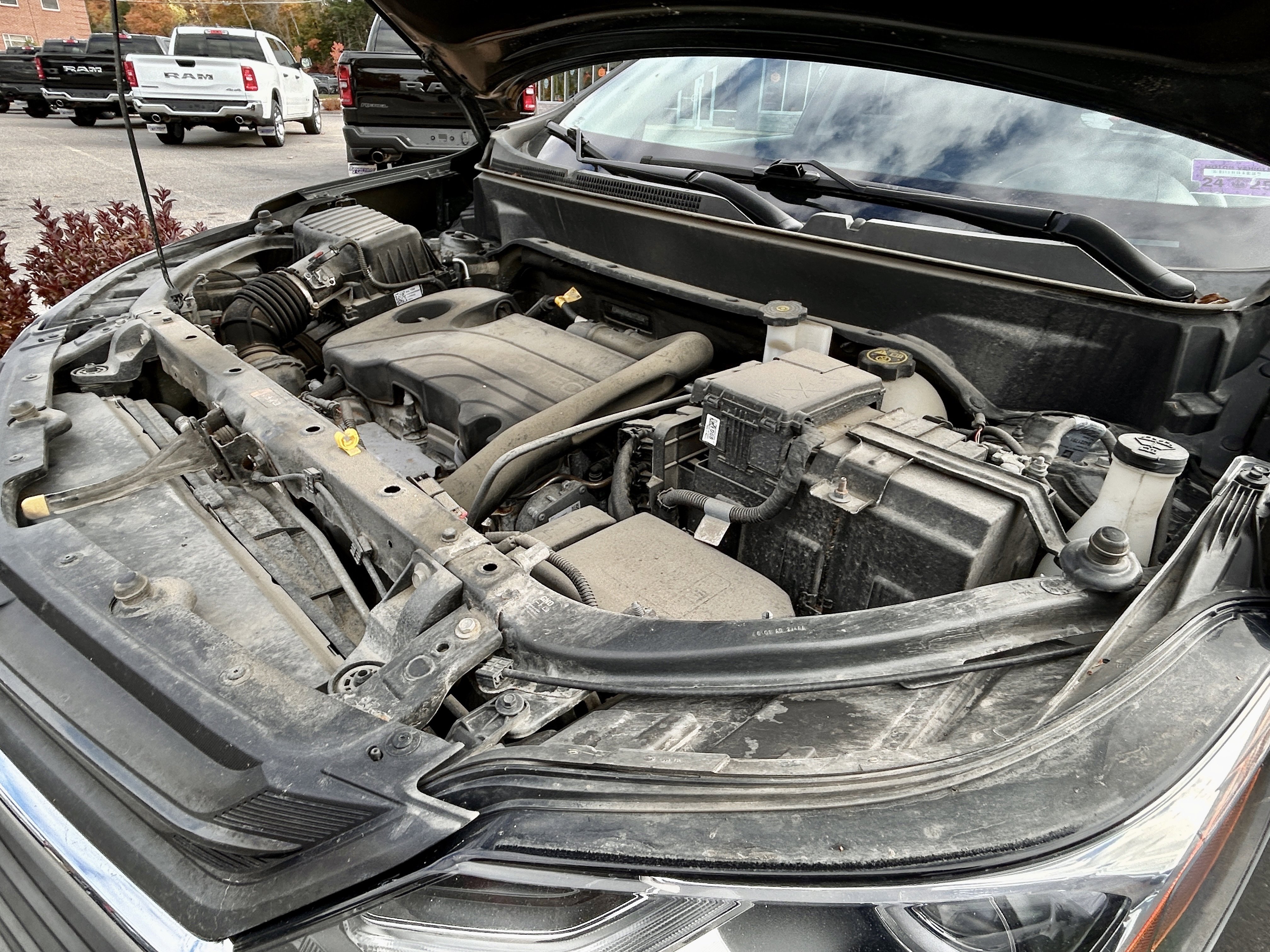 Used 2019 Chevrolet Equinox LT image 18