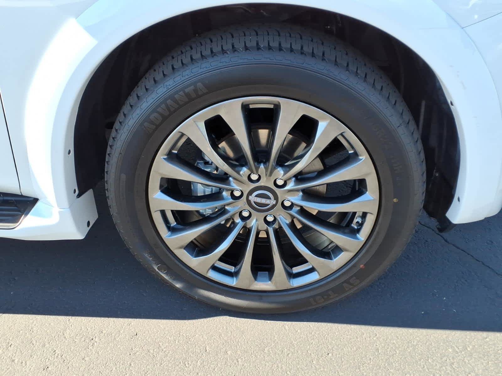 Used 2021 Nissan Armada Platinum w/ Captain's Chairs Package image 12