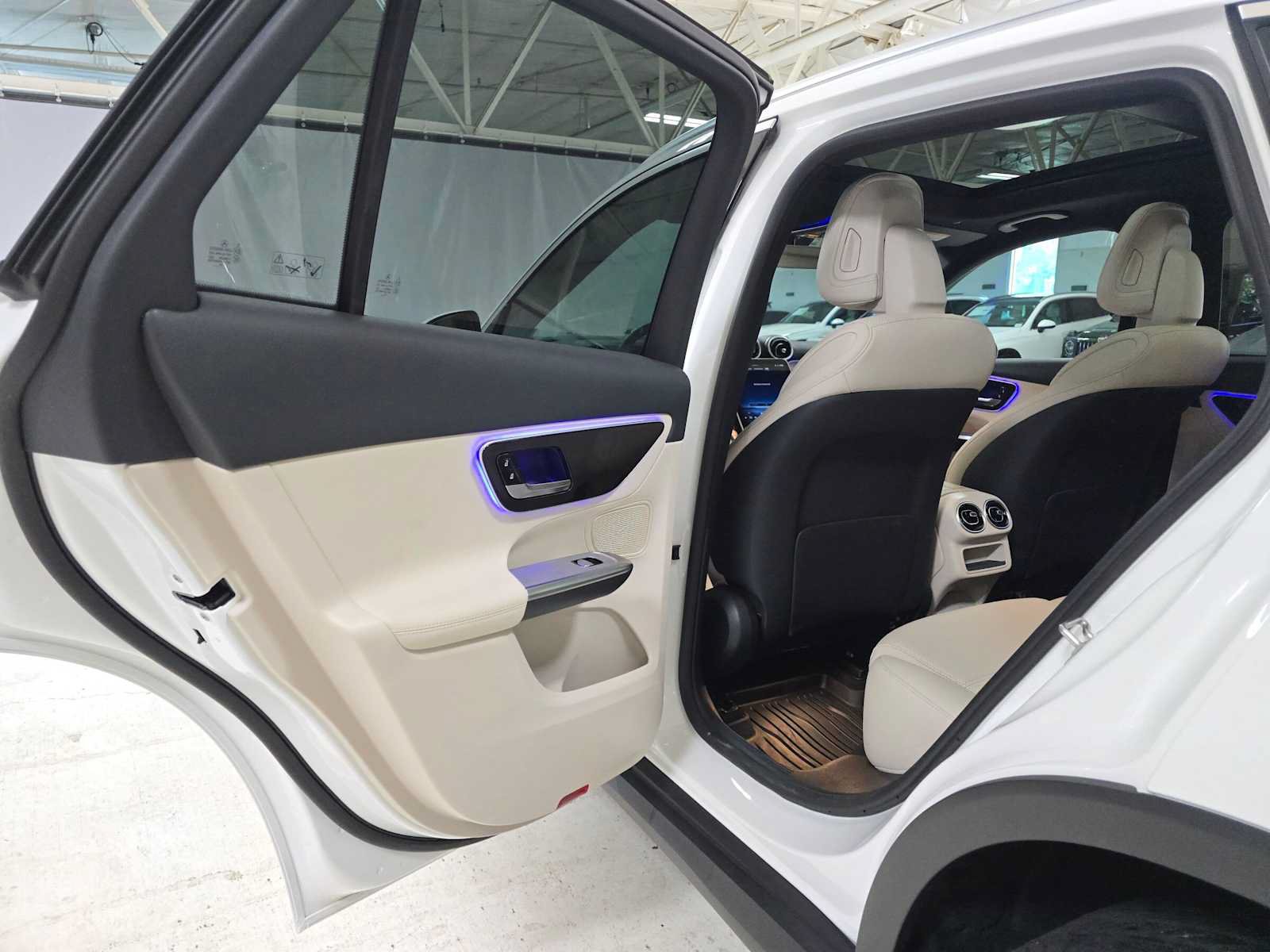 Certified 2026 Mercedes-Benz GLC 300 4MATIC image 15