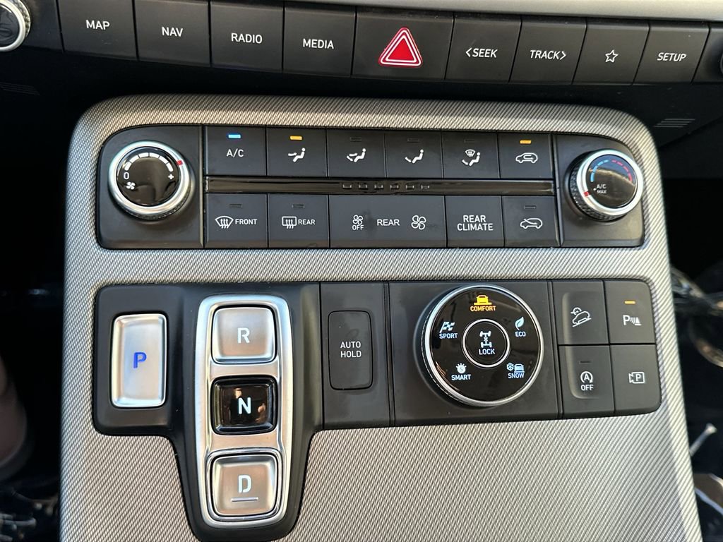 Used 2023 Hyundai Palisade SE w/ Cargo Package image 17