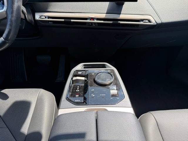 Certified 2024 BMW iX xDrive50 w/ Sport Package AWD/4WD image 11