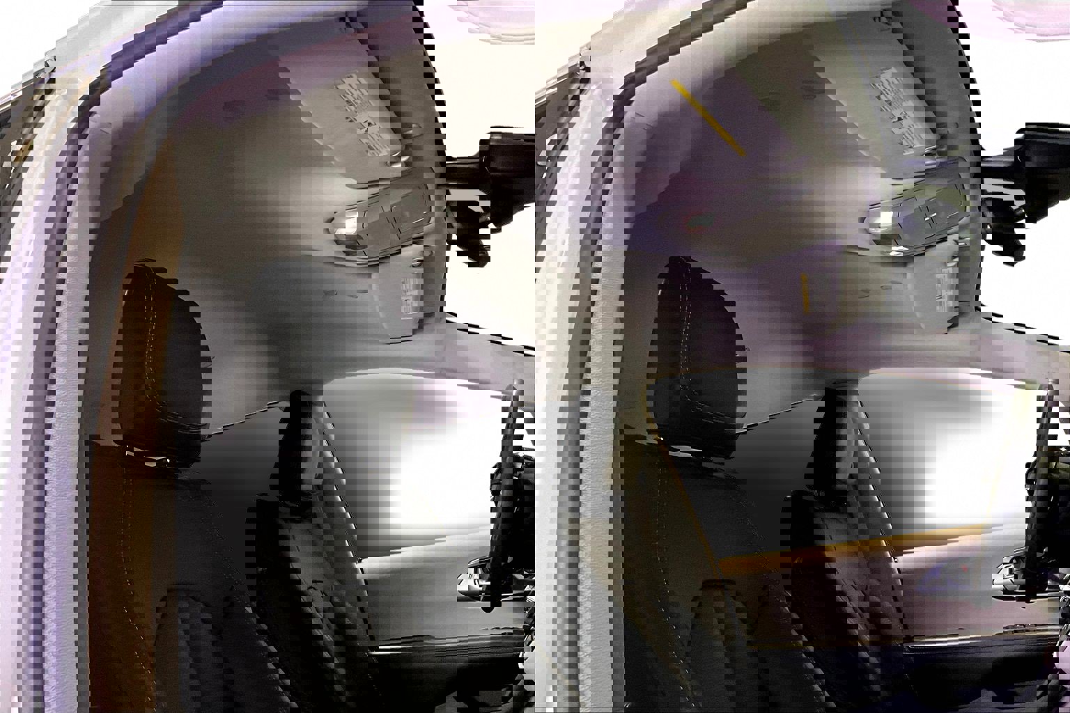 Used 2024 Chrysler Pacifica Touring-L image 27