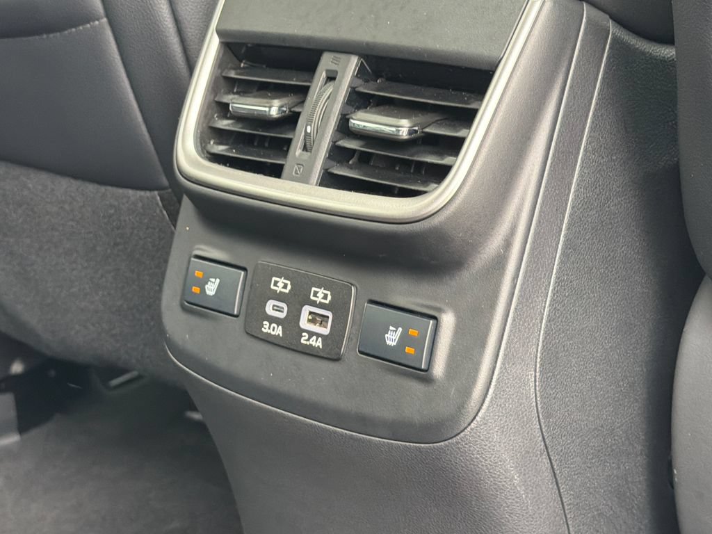 Certified 2025 Subaru Outback Limited AWD/4WD image 12