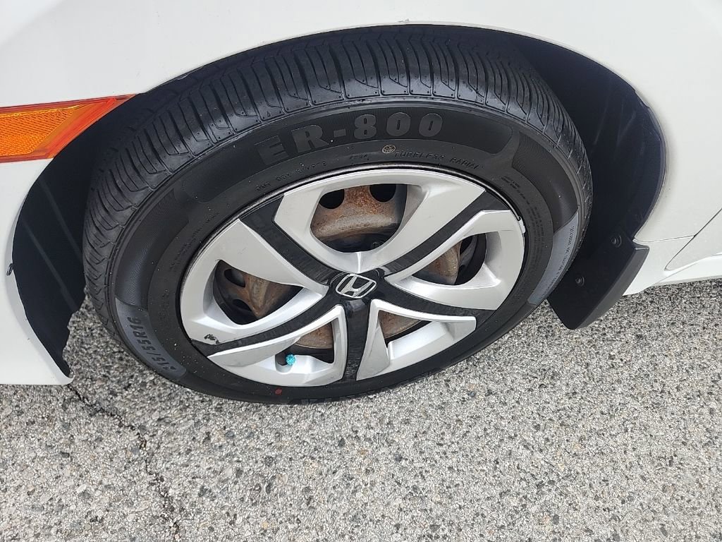 Used 2018 Honda Civic LX image 9