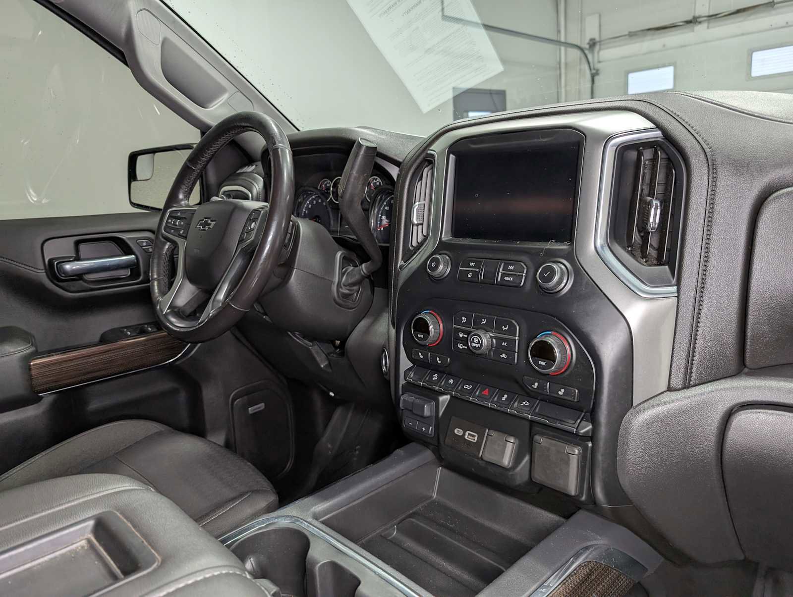 Used 2020 Chevrolet Silverado 1500 RST image 39