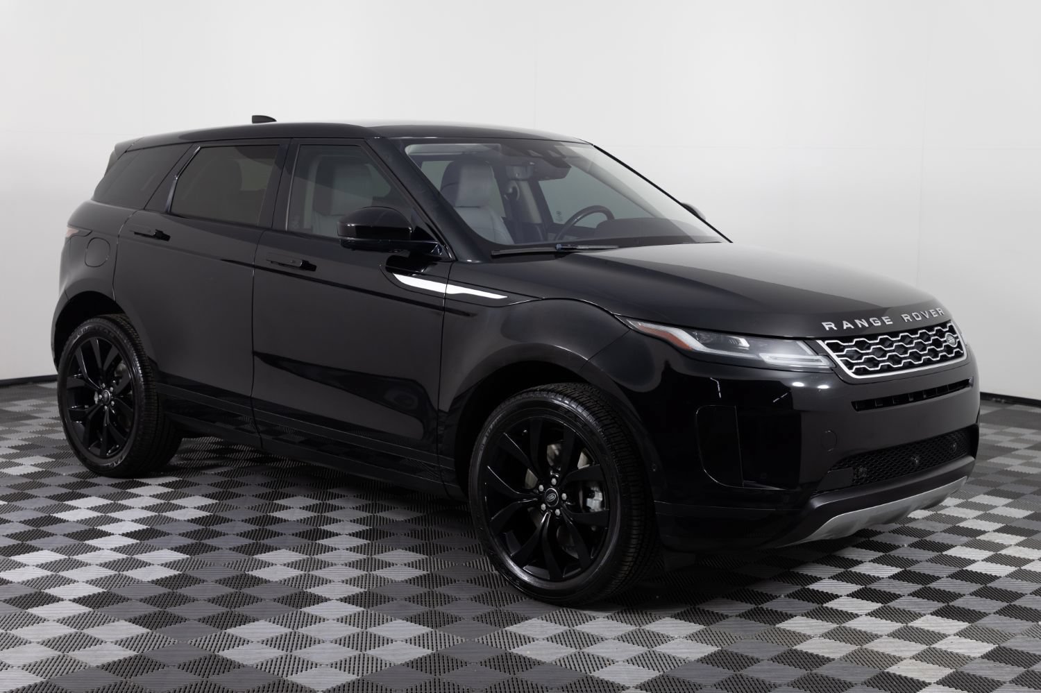 Used 2020 Land Rover Range Rover Evoque SE AWD/4WD image 10