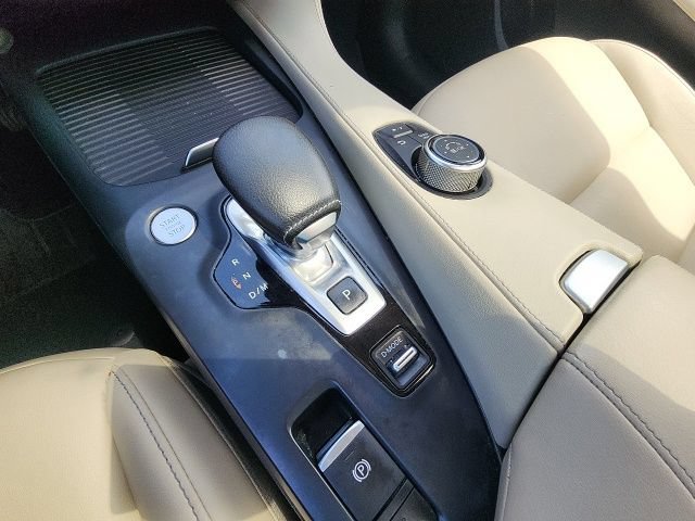 Used 2019 INFINITI QX50 Luxe w/ Navigation Package FWD image 24