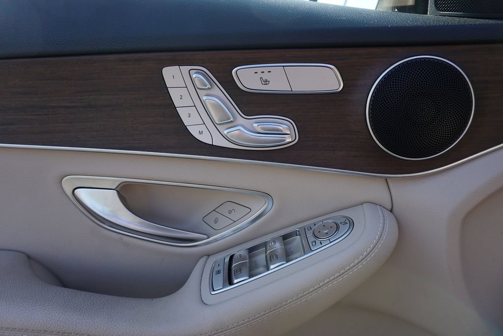 Certified 2020 Mercedes-Benz C 300 4MATIC Sedan image 10