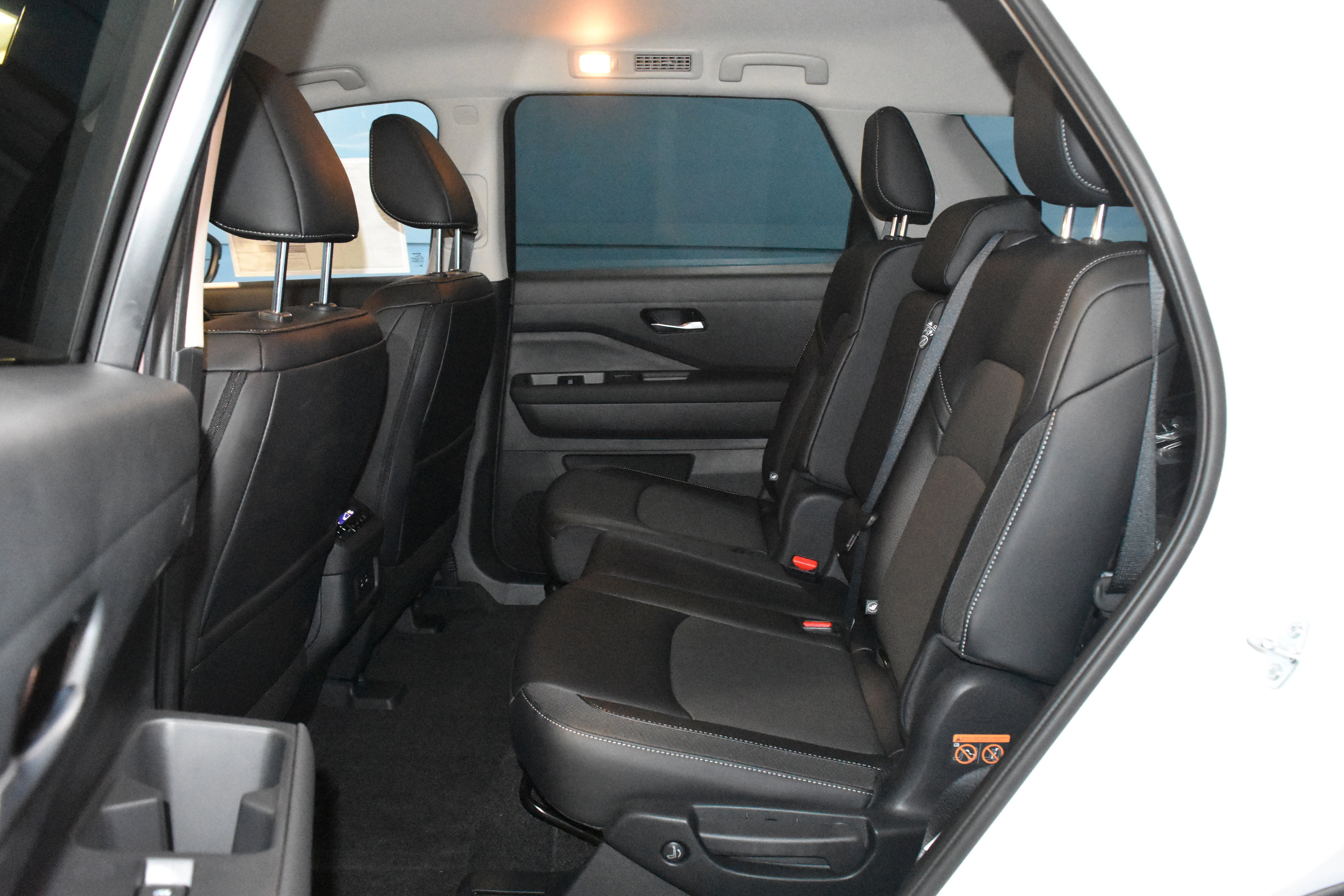 New 2026 Nissan Pathfinder SL w/ Cargo Package image 17