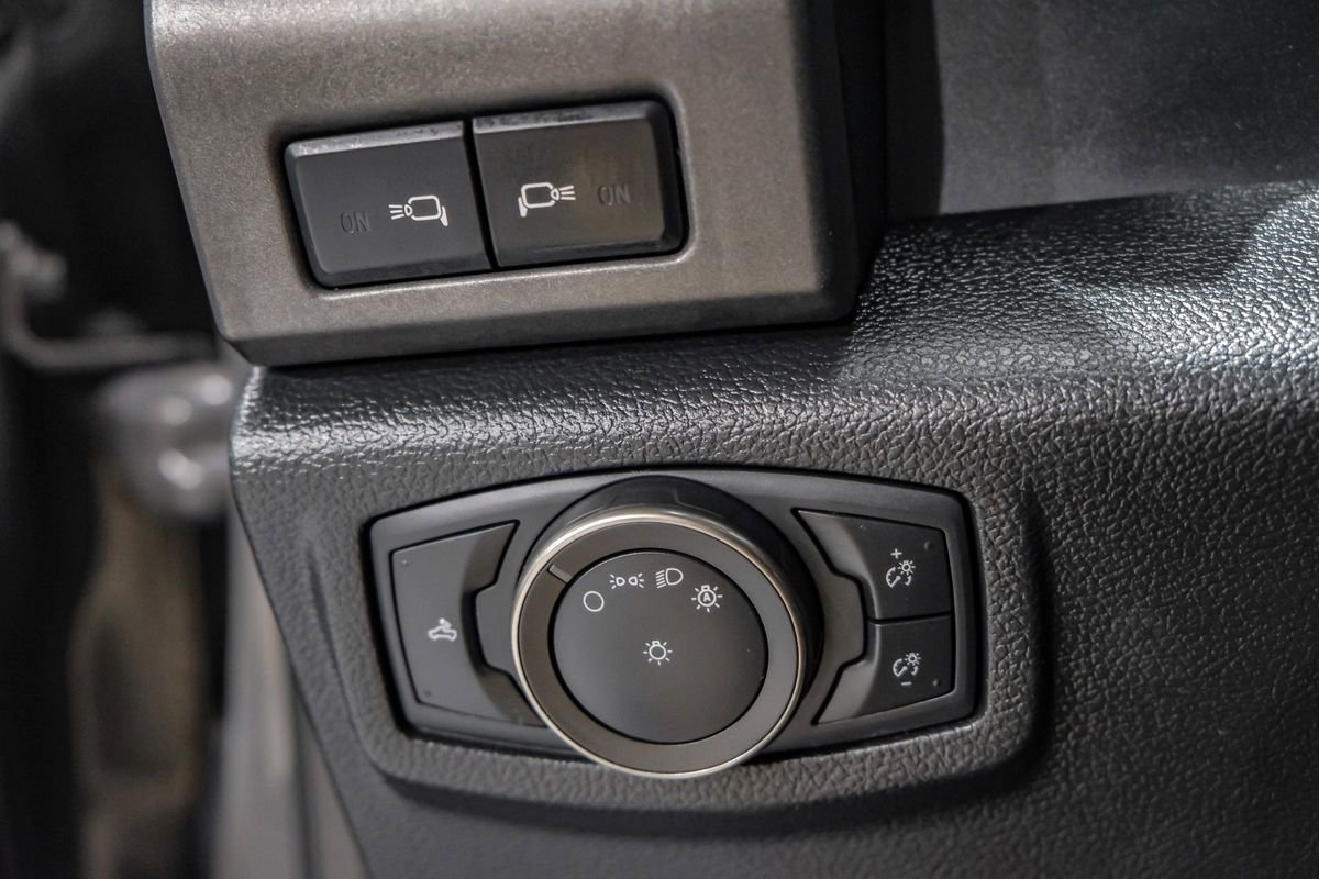 Used 2020 Ford F150 Raptor w/ Equipment Group 802A Luxury image 30