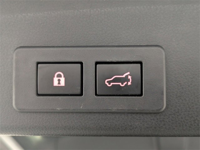 Used 2020 Subaru Ascent Touring w/ Popular Package #3 image 6