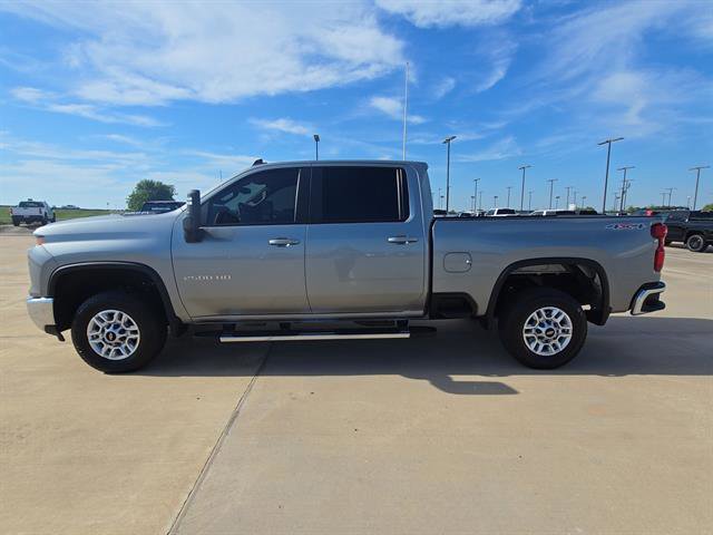 Used 2025 Chevrolet Silverado 2500 LT w/ Convenience Package AWD/4WD image 5
