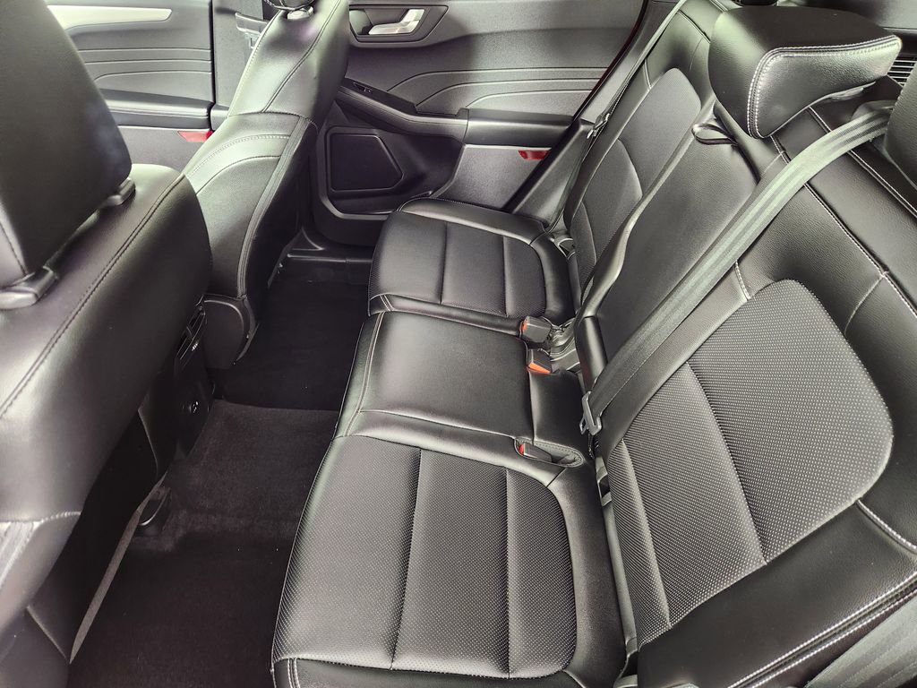 Used 2022 Ford Escape SEL w/ Technology Package image 13