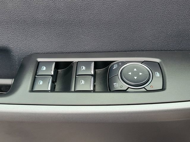 Used 2025 Ford F250 XLT AWD/4WD image 18