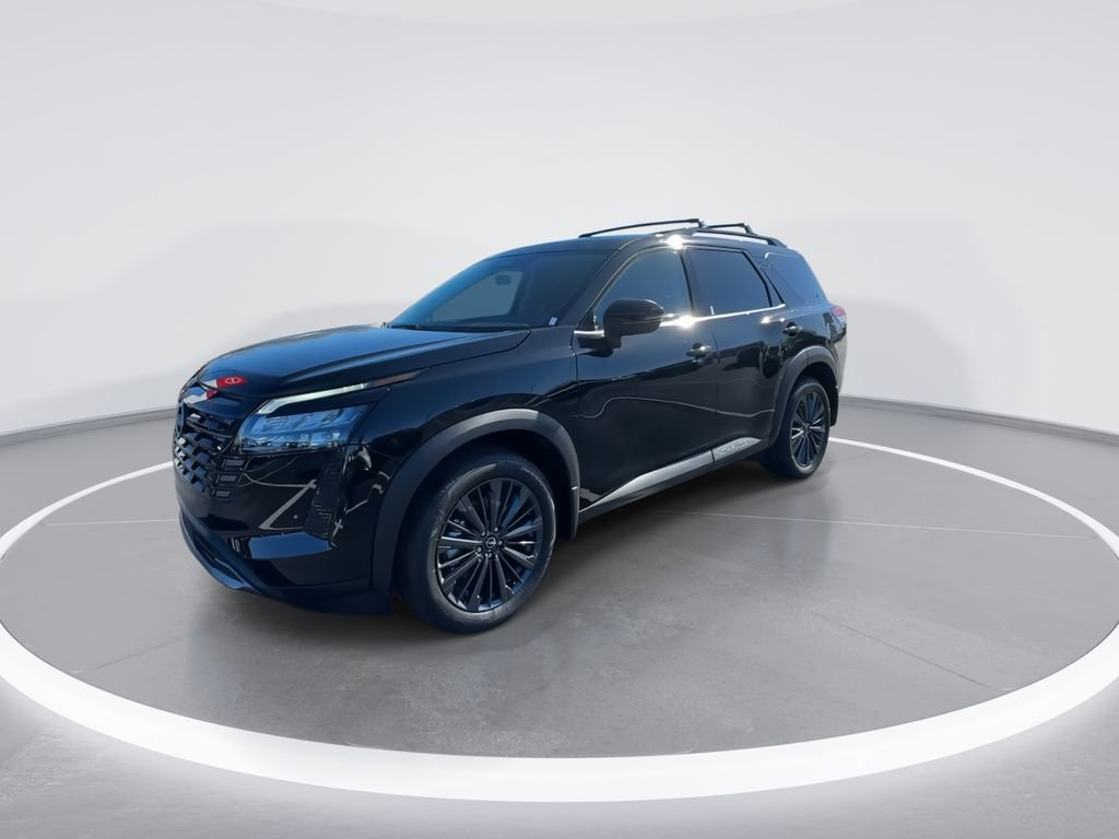 New 2026 Nissan Pathfinder SL image 4