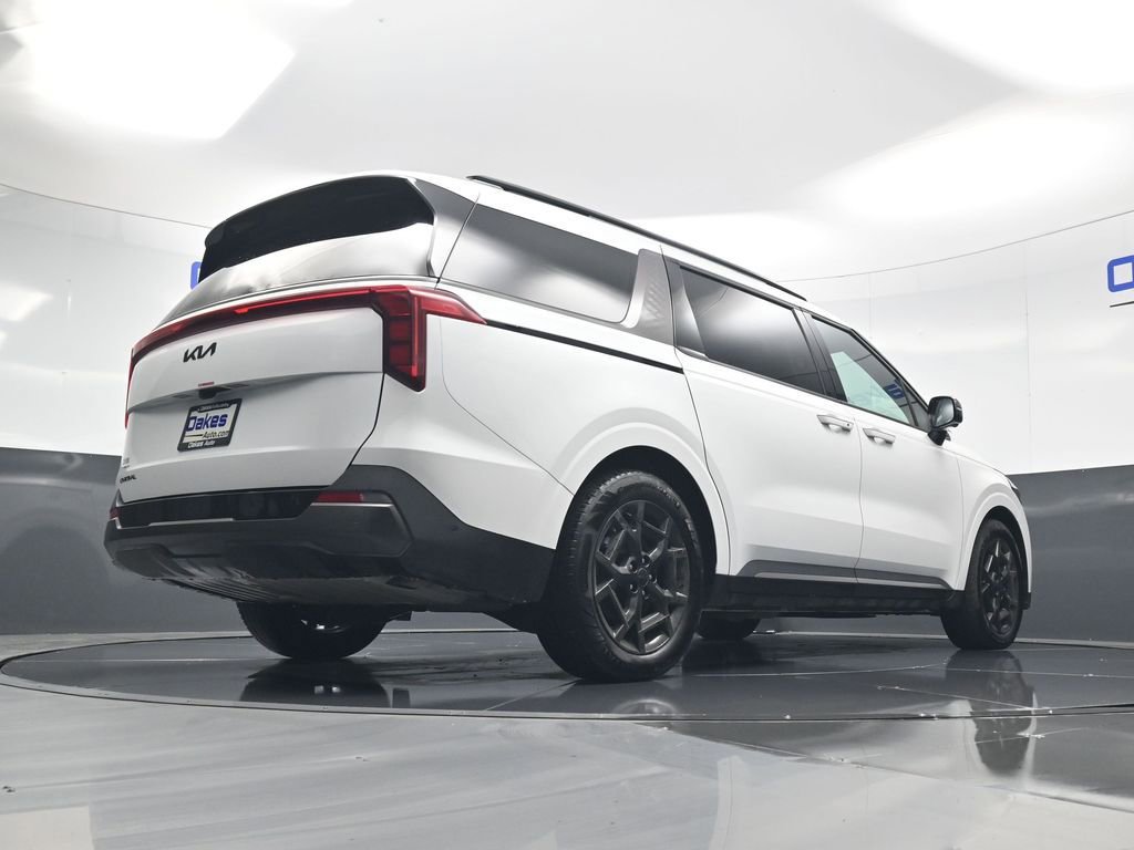 New 2025 Kia Carnival SX w/ SX Dark Edition Package image 46