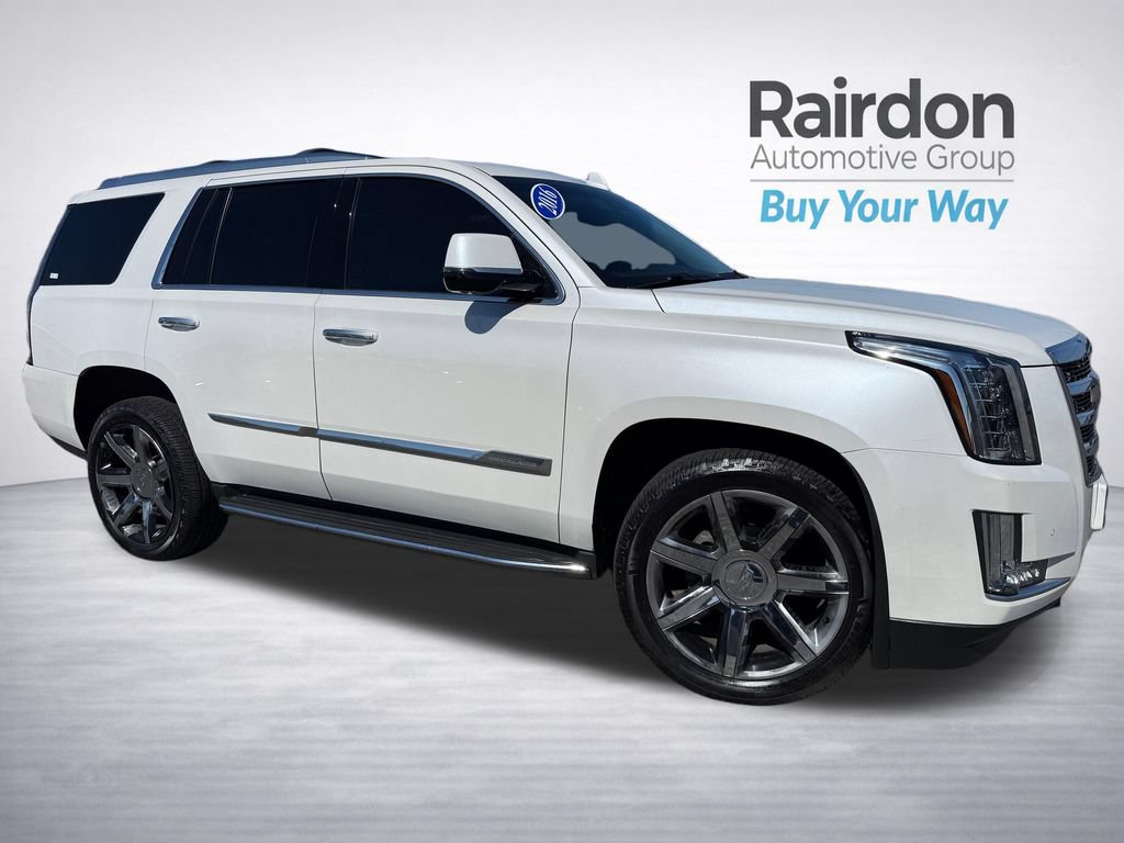 Used 2016 Cadillac Escalade Luxury AWD/4WD image 1
