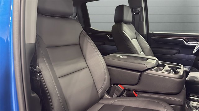 Used 2024 Chevrolet Silverado 1500 LT w/ Leather Package image 32
