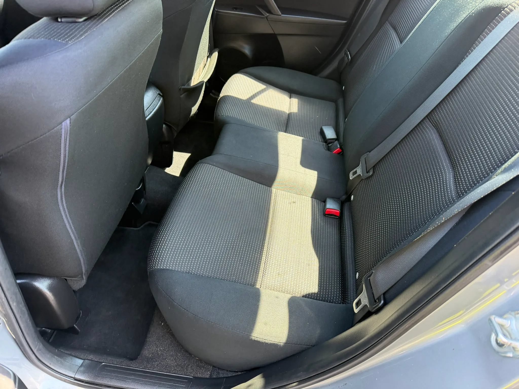 Used 2012 MAZDA MAZDA3 i Sport FWD image 10