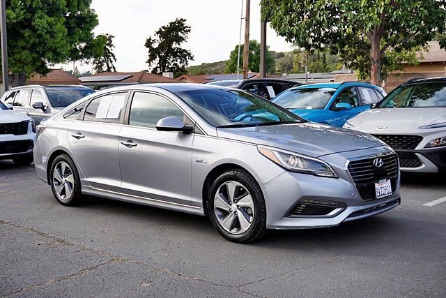 Used 2016 Hyundai Sonata Limited image 6