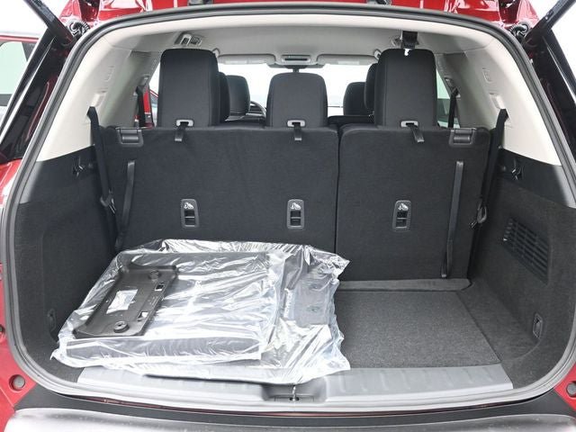 New 2026 Nissan Pathfinder SV image 29