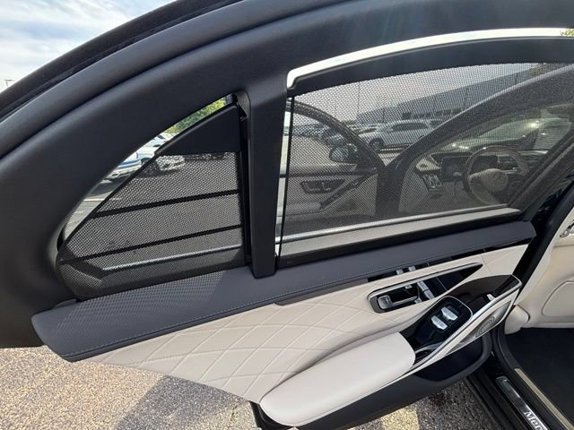 Certified 2022 Mercedes-Benz S 580 4MATIC Sedan w/ 3D Technology Package image 36