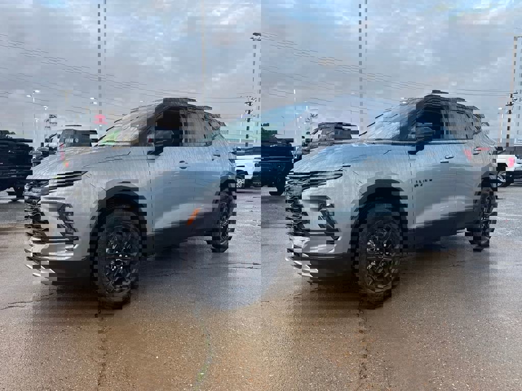 New 2025 Chevrolet Blazer LT w/ Midnight/Sport Edition