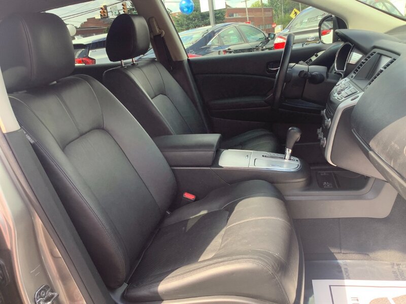 Used 2009 Nissan Murano SL w/ Leather Pkg AWD/4WD image 16