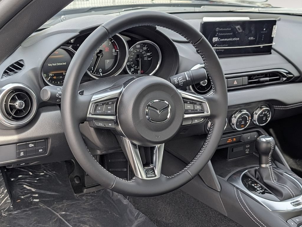 New 2026 MAZDA MX-5 Miata RF Grand Touring RWD image 25